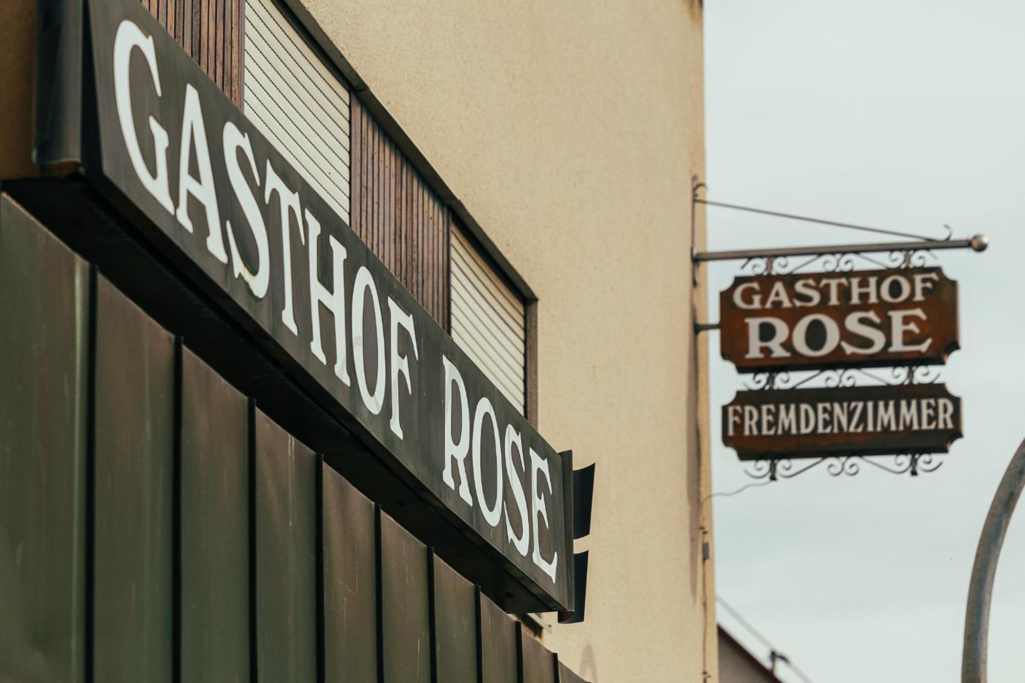 Gasthof Rose รอยท์ลิงเงน ภายนอก รูปภาพ
